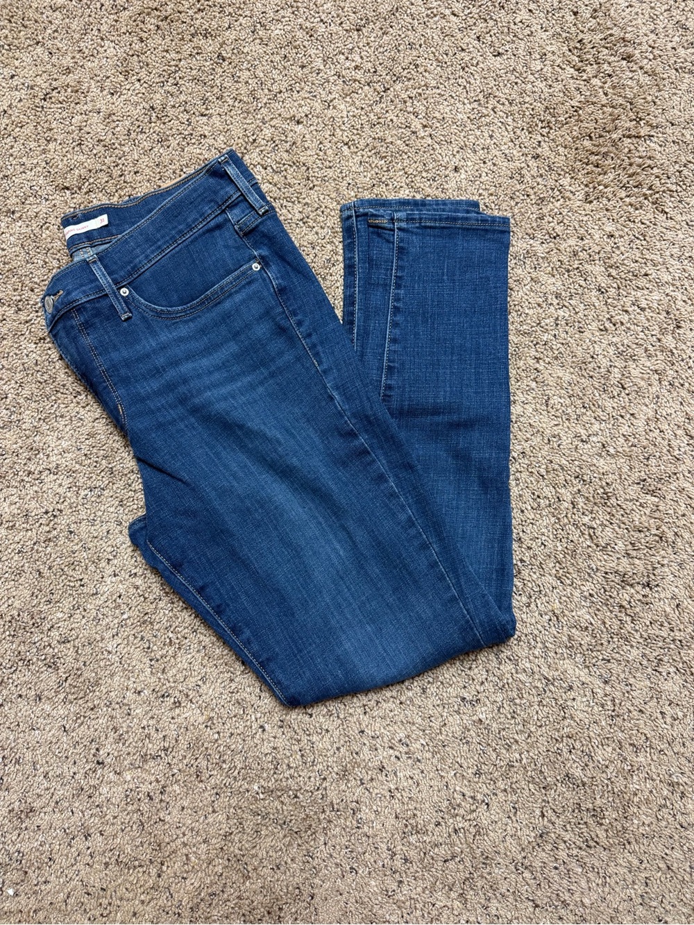 Levi’s Shaping Skinny Jeans